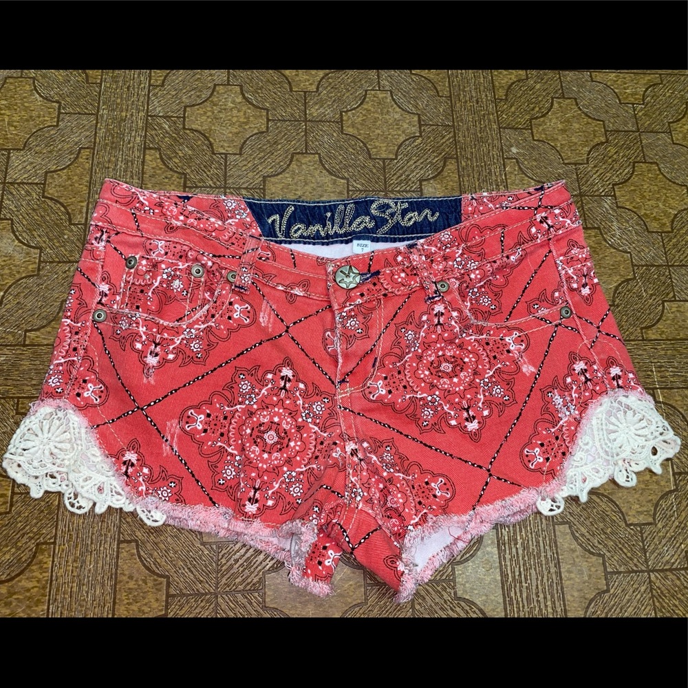 Vanilla Star Red Jean Shorts size 7